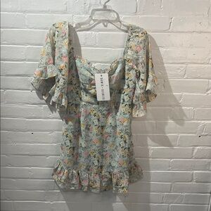 Saints + Secrets  Mint Floral Ruffle-Sleeve Blouse NWT